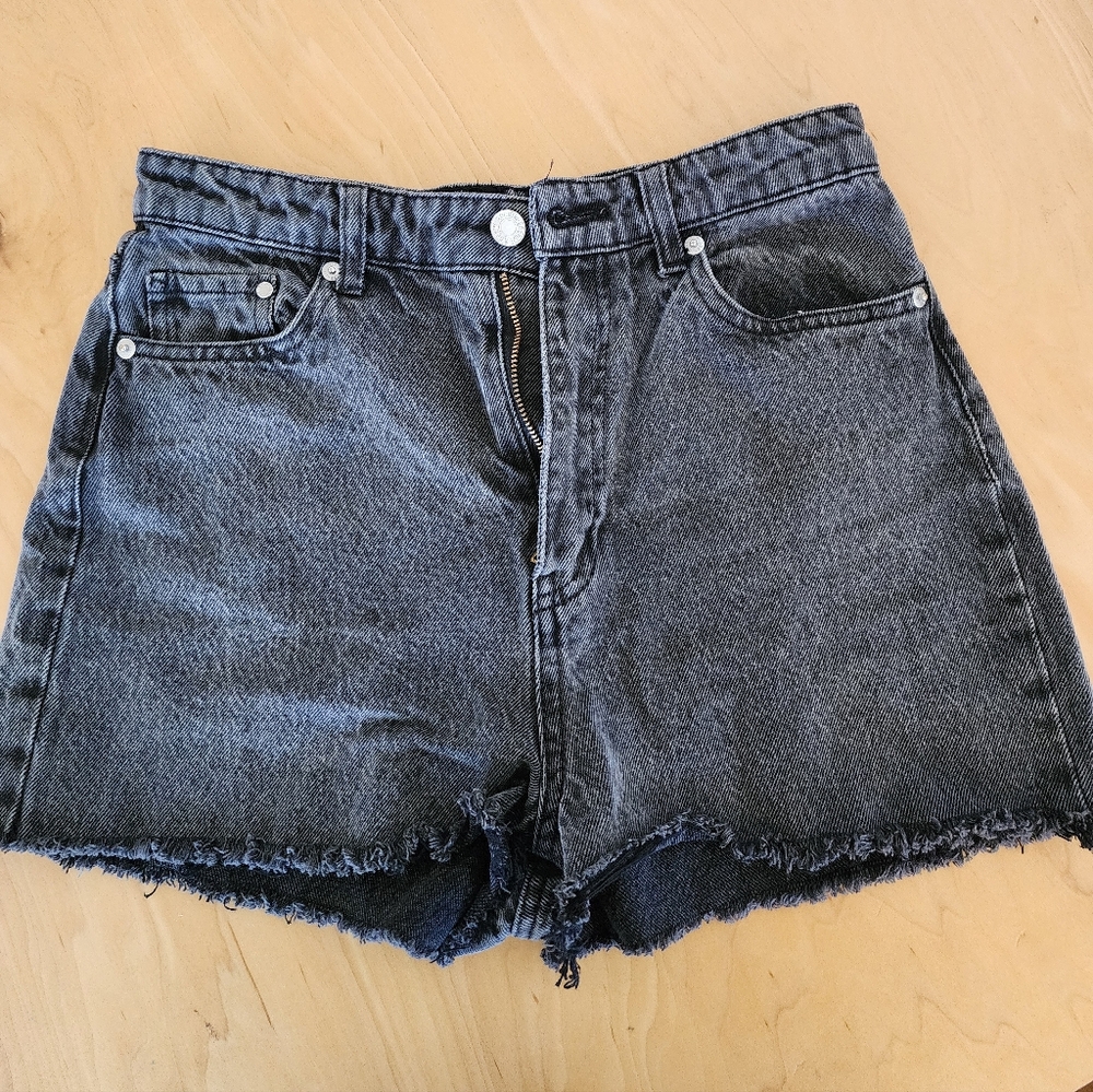 H&M Black Denim High-Waisted Women Shorts